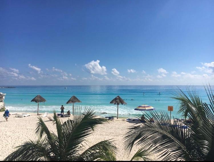 Studio Oceanfront Prime Location Cancún Buitenkant foto